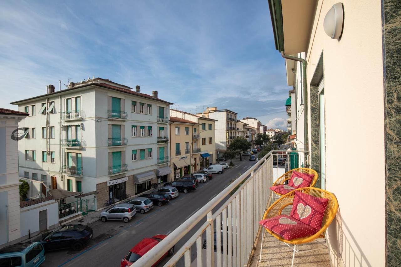 Foscolo Apartment Viareggio Exterior foto